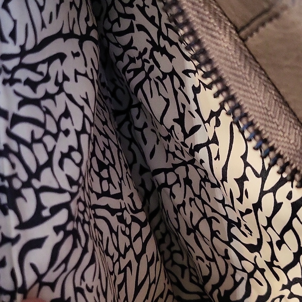 Crossbody Bundle - image 8